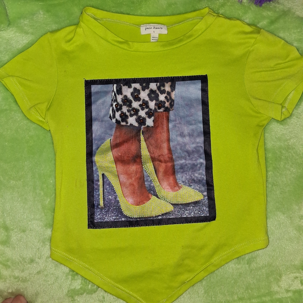 Free Kisses Neon Green Tee